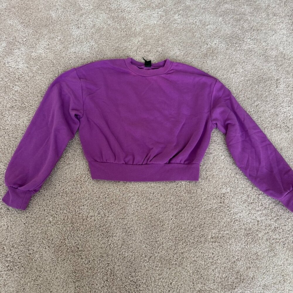 Cropped sweatshirt